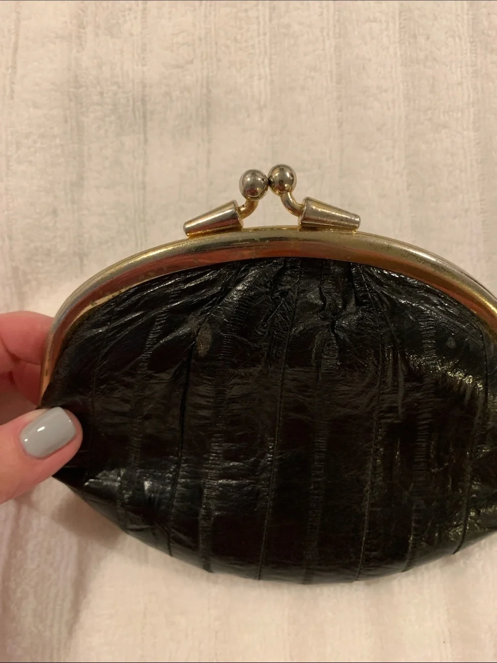 Vintage Lee Sands Black Eel Skin Kiss-Lock Coin Purse 1970-1980 Korea​​